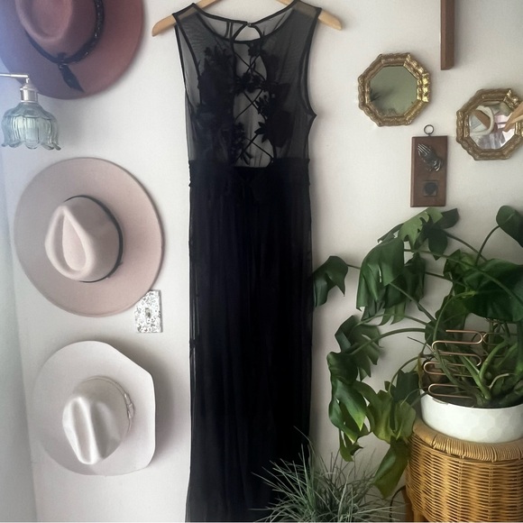 By Anthropologie Embroidered Mesh Maxi Dress black Women’s SIZE MEDIUM lace dark - Picture 7 of 14